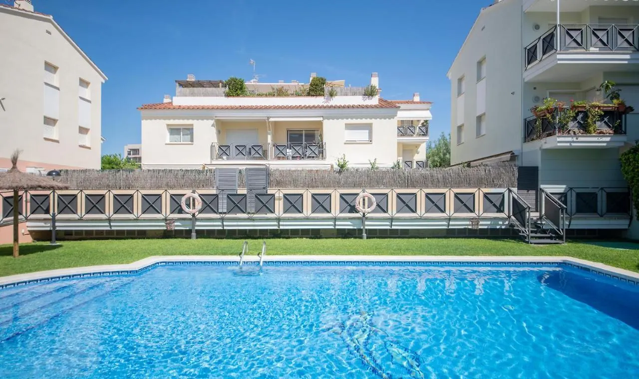 R129 Apartamento Con Terraza Y Piscina Comunitaria Cerca De La Playa Calafell Appartement