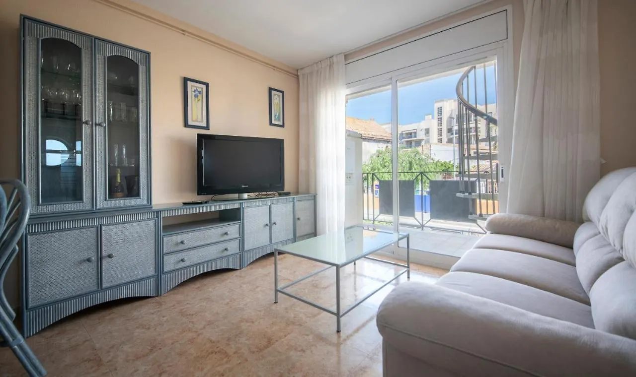 Apartmán R129 Apartamento Con Terraza Y Piscina Comunitaria Cerca De La Playa Calafell Španělsko